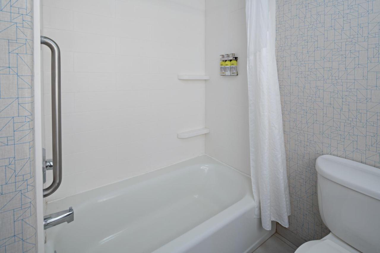 Holiday Inn Express Fresno South By Ihg Extérieur photo