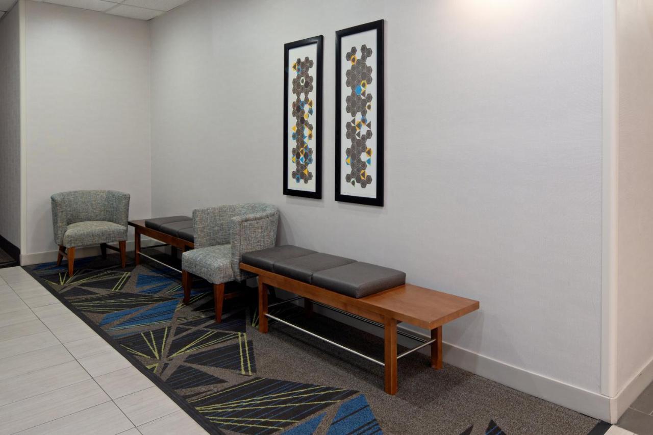 Holiday Inn Express Fresno South By Ihg Extérieur photo