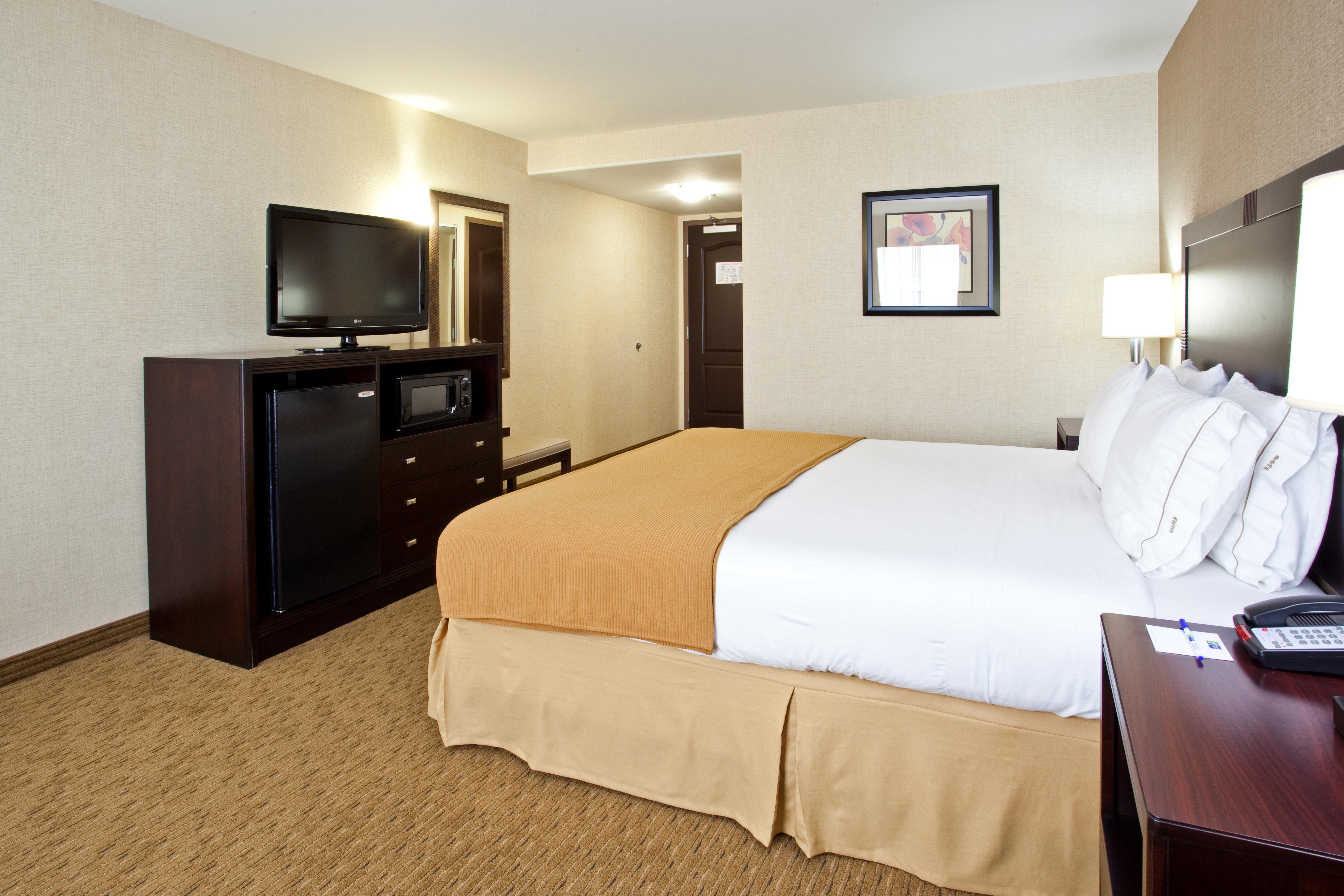 Holiday Inn Express Fresno South By Ihg Extérieur photo