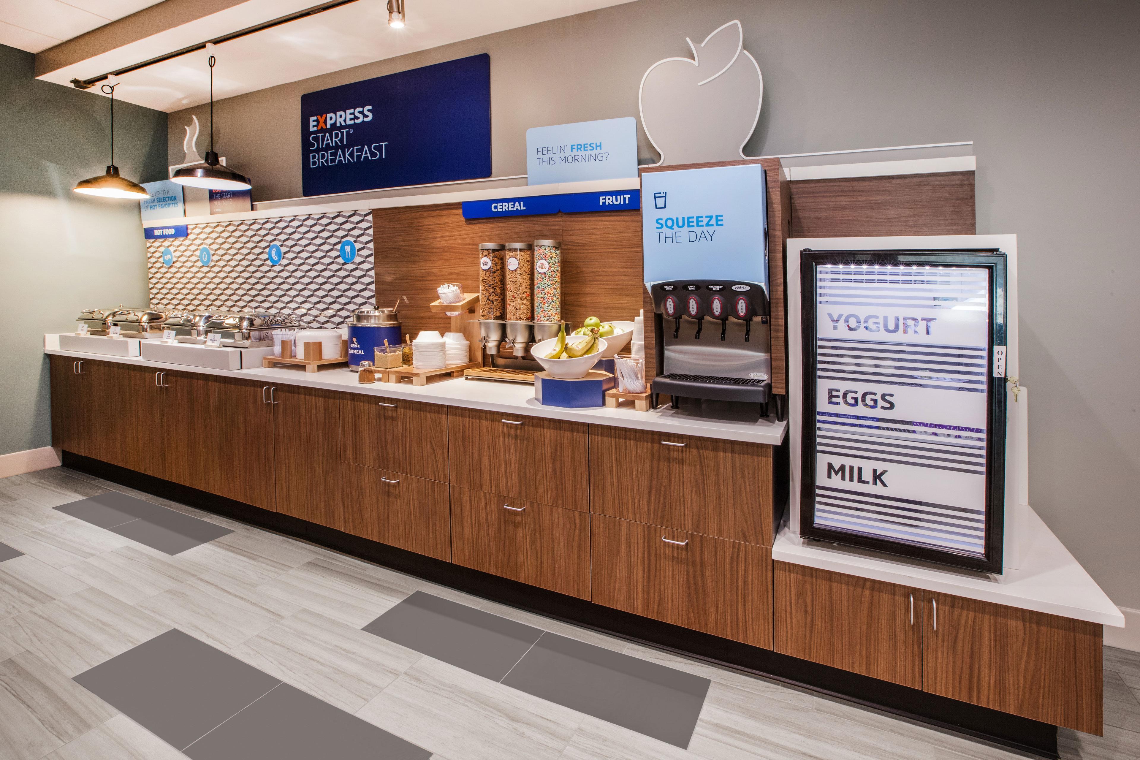 Holiday Inn Express Fresno South By Ihg Extérieur photo